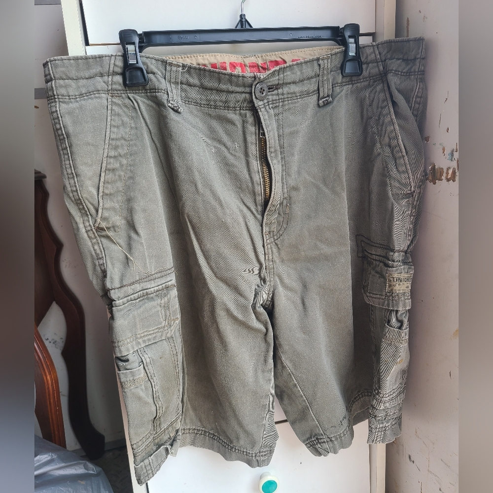 UNIONBAY Gray Cargo Shorts Casual Style